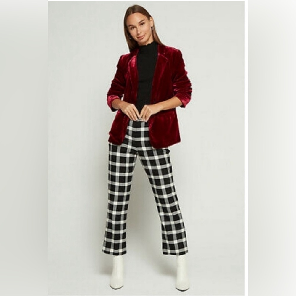 ⭐️3 for 15$⭐️Gap Black plaid Flare Crop Pants